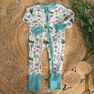 Emerson and Friends Bamboo Santa on Vacation print. 6-12mo